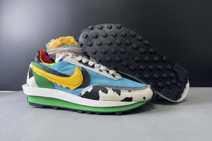 NIKE LVD WAFFLE SACAI "DAYBREAK BLUE SKY WHITE CLOUD"