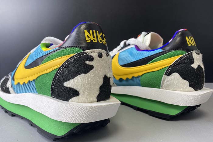 NIKE LVD WAFFLE SACAI "DAYBREAK BLUE SKY WHITE CLOUD"