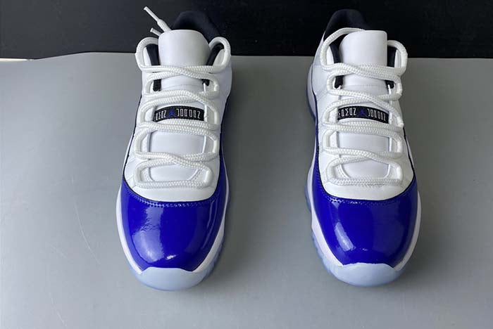 AIR JORDAN 11 “CONCORD” (WMNS)