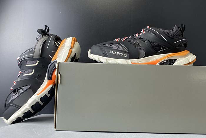 BALENCIAGA TRACK 3.0