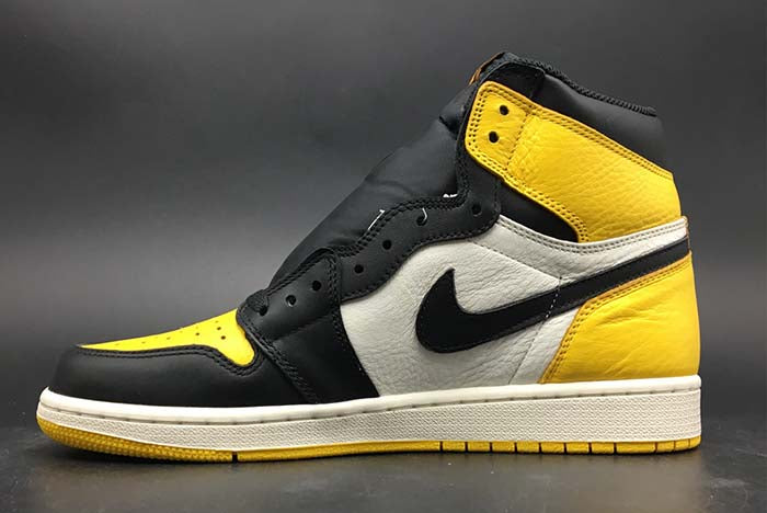AIR JORDAN 1 RETRO HIGH OG "YELLOW TOE TAXI"