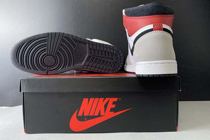 AIR JORDAN 1 “LIGHT SMOKE GREY”