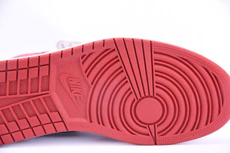 AIR JORDAN 1 RETRO HIGH OG "CHICAGO RED"