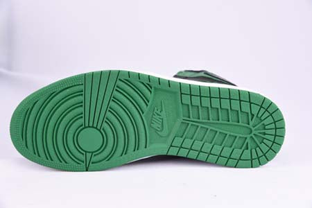 AIR JORDAN 1 RETRO HIGH OG "PINE GREEN"