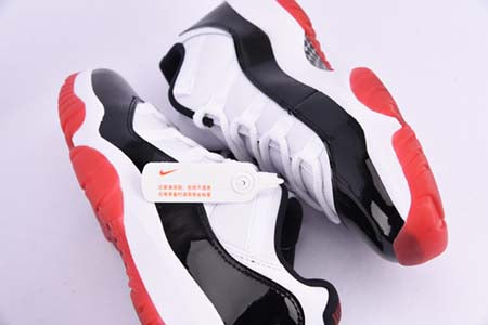 AIR JORDAN 11 LOW “WHITE BRED”