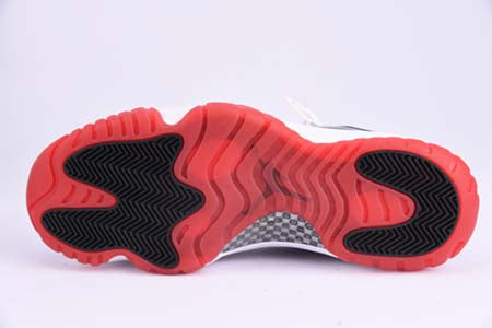 AIR JORDAN 11 LOW “WHITE BRED”