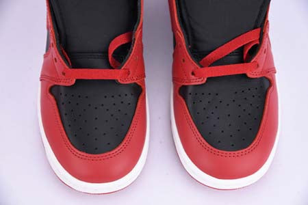 AIR JORDAN 1 "HIGH 85 CHICAGO"
