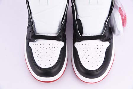 AIR JORDAN 1 RETRO HIGH "SATIN BLACK TOE"