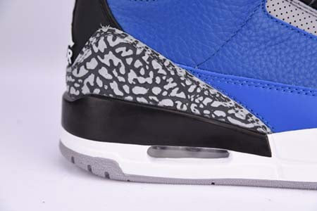 AIR JORDAN 3 “VARSITY ROYAL”