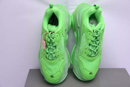 BALENCIAGA TRIPLE S NEON GREEN