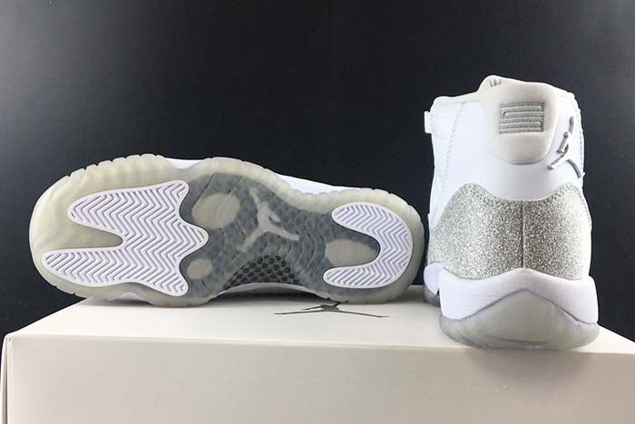 AIR JORDAN 11 RETRO "WHITE METALLIC SILVER"