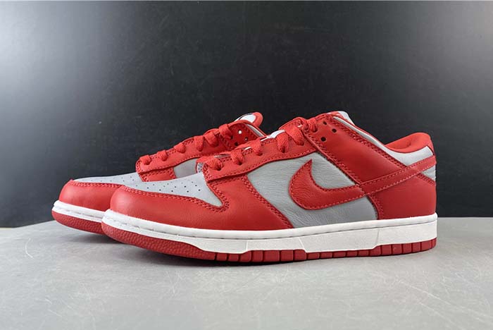 NIKE DUNK LOW SB "UNLV 2021"