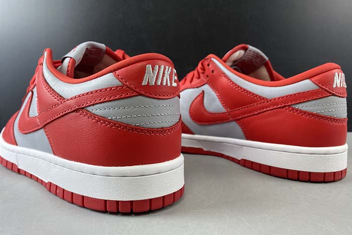 NIKE DUNK LOW SB "UNLV 2021"