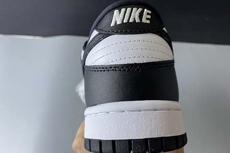 NIKE DUNK LOW RETRO WHITE BLACK