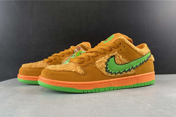 NIKE SB DUNK GRATEFUL DEAD "BEAR ORANGE GREEN"