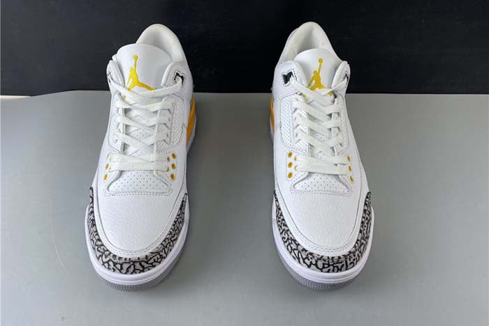 AIR JORDAN 3 WMNS “LASER ORANGE”