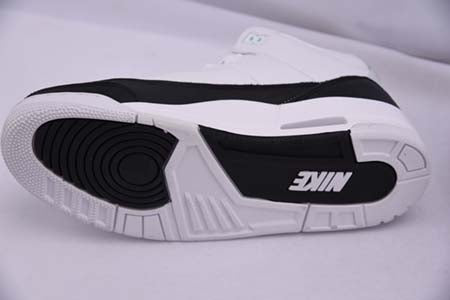 AIR JORDAN 3 "FRAGMENT DESIGN X"