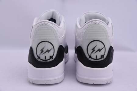 AIR JORDAN 3 "FRAGMENT DESIGN X"