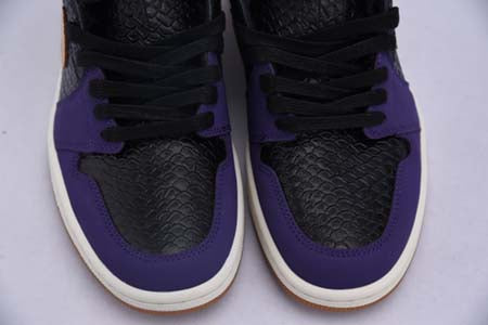 AIR JORDAN 1 HIGH OG "KOBE BRYANT BLACK-PURPLE-GOLD"