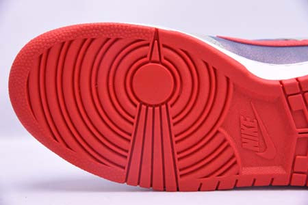 NIKE DUNK LOW “SAMBA”