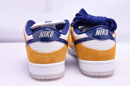 NIKE SB DUNK LOW LASER ORANGE