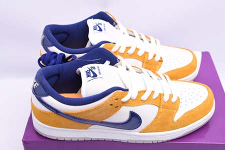 NIKE SB DUNK LOW LASER ORANGE