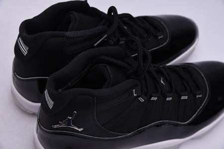AIR JORDAN 11 “25TH ANNIVERSARY”