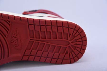 AIR JORDAN 1 RETRO HIGH "BRED TOE"