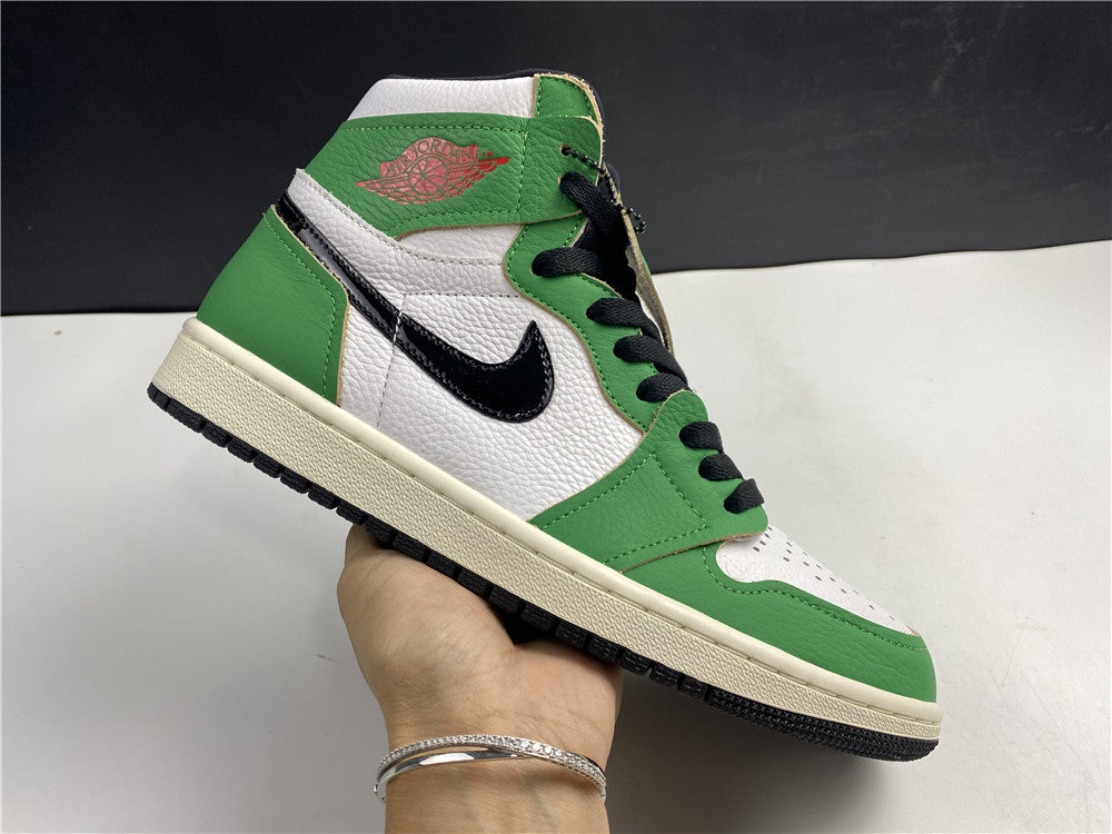 AIR JORDAN 1 MID "LUCKY GREEN" (WMNS)