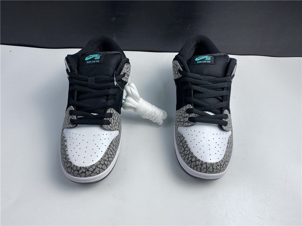 NIKE SB DUNK LOW PRO "ELEPHANT"