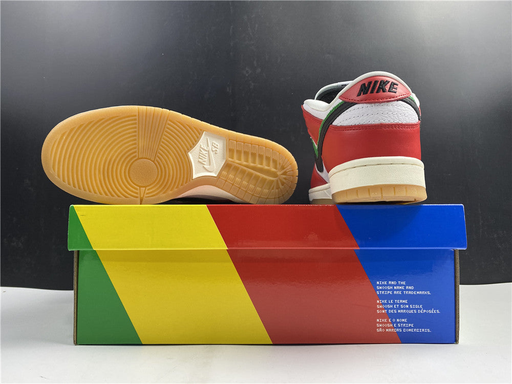 NIKE SB DUNK LOW "FRAME SKATE"