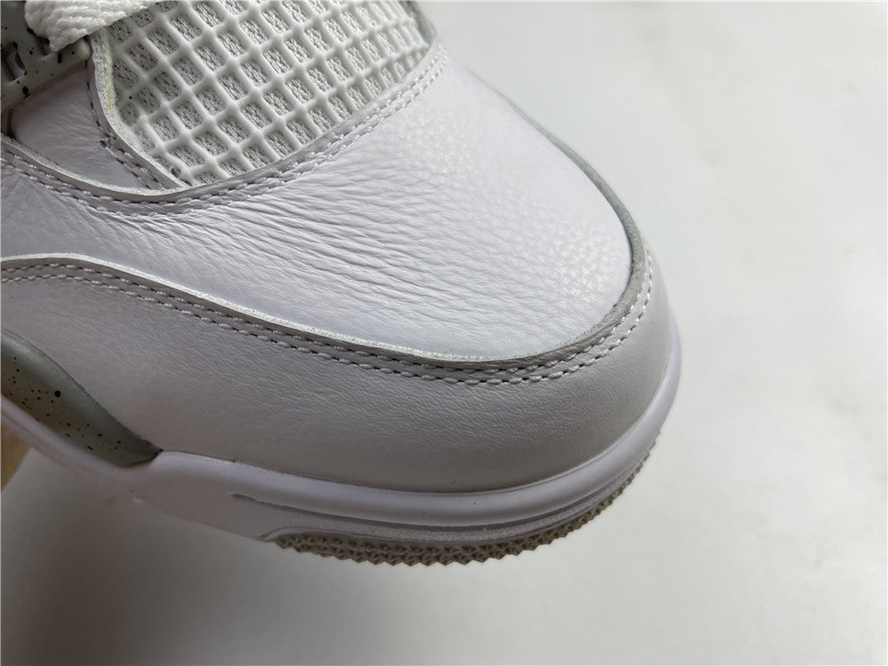 AIR JORDAN 4 RETRO "WHITE OREO"