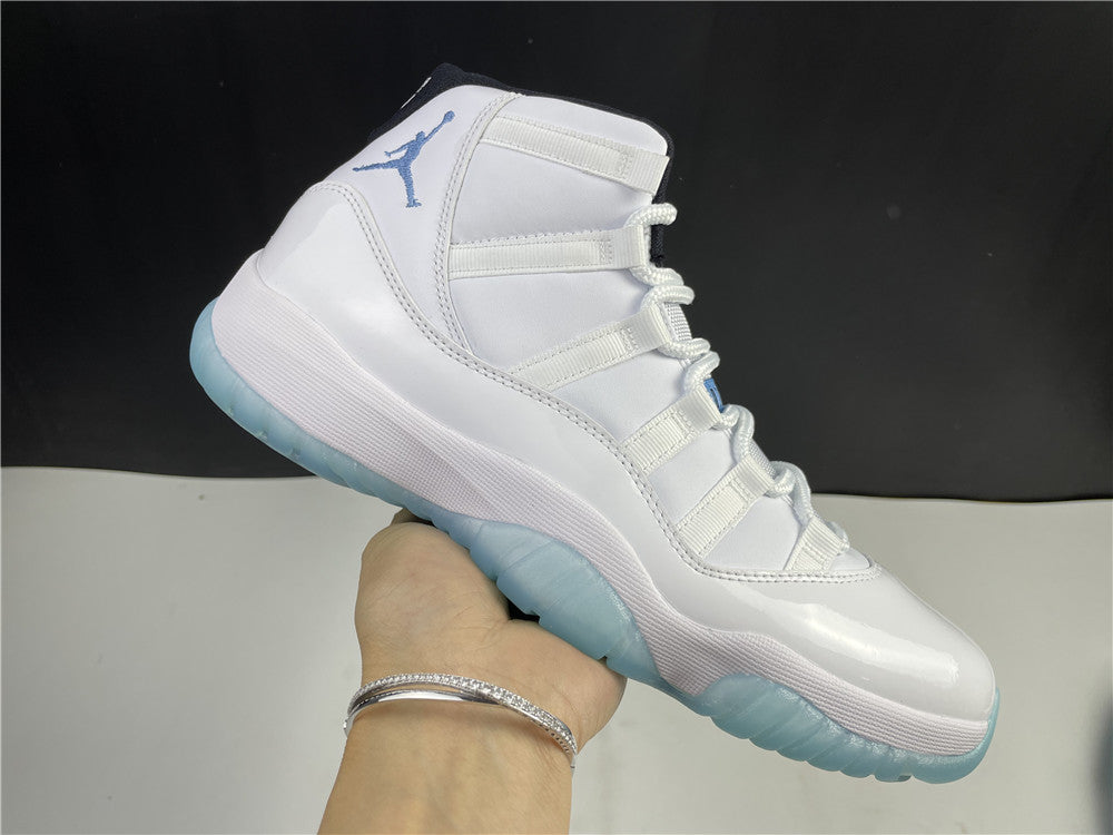 AIR JORDAN 11 RETRO "LEGEND BLUE"
