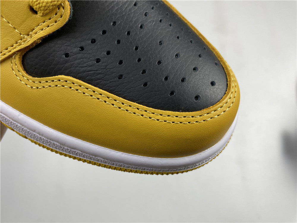 AIR JORDAN 1 HIGH OG “POLLEN"