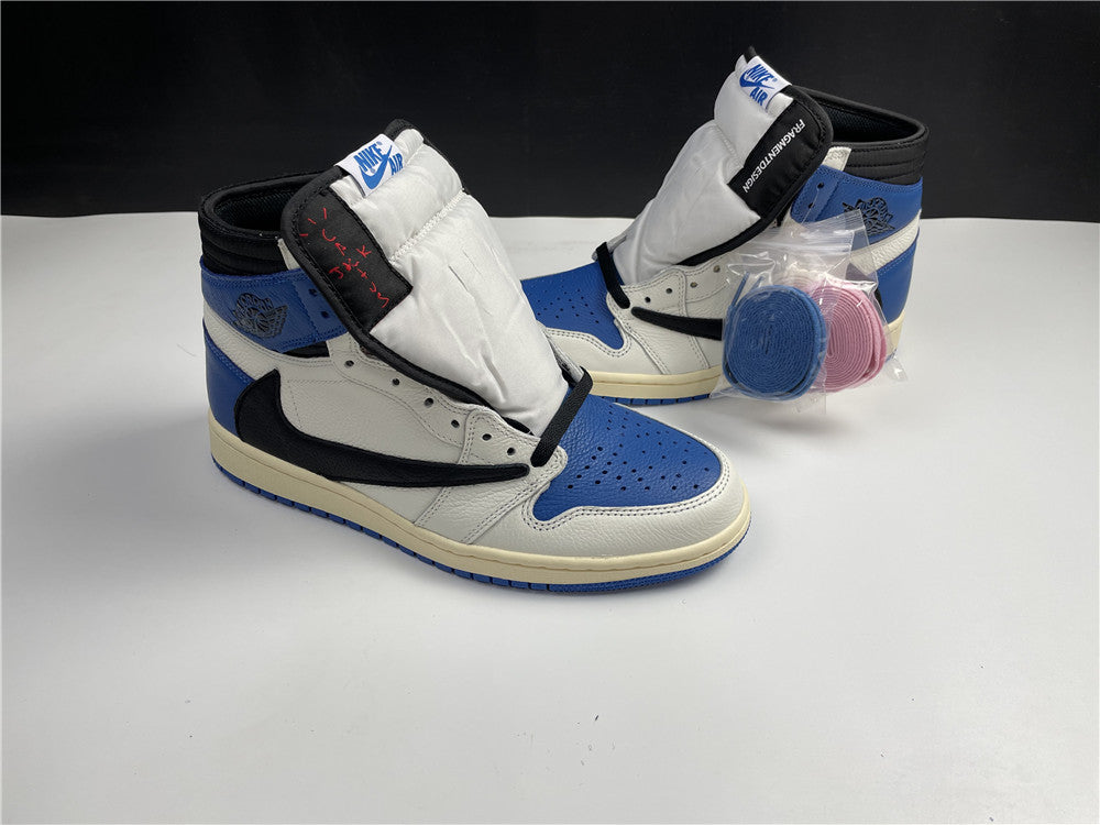 AIR JORDAN 1 HIGH OG SP TRAVIS SCOTT "FRAGMENT DESIGN"