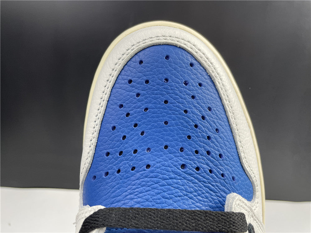 AIR JORDAN 1 HIGH OG SP TRAVIS SCOTT "FRAGMENT DESIGN"