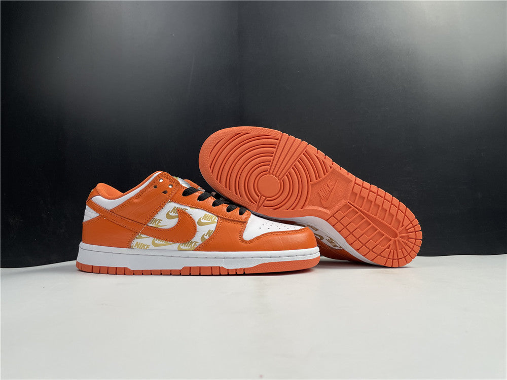 NIKE SB DUNK LOW "ORANGE WHITE METALLIC GOLD"