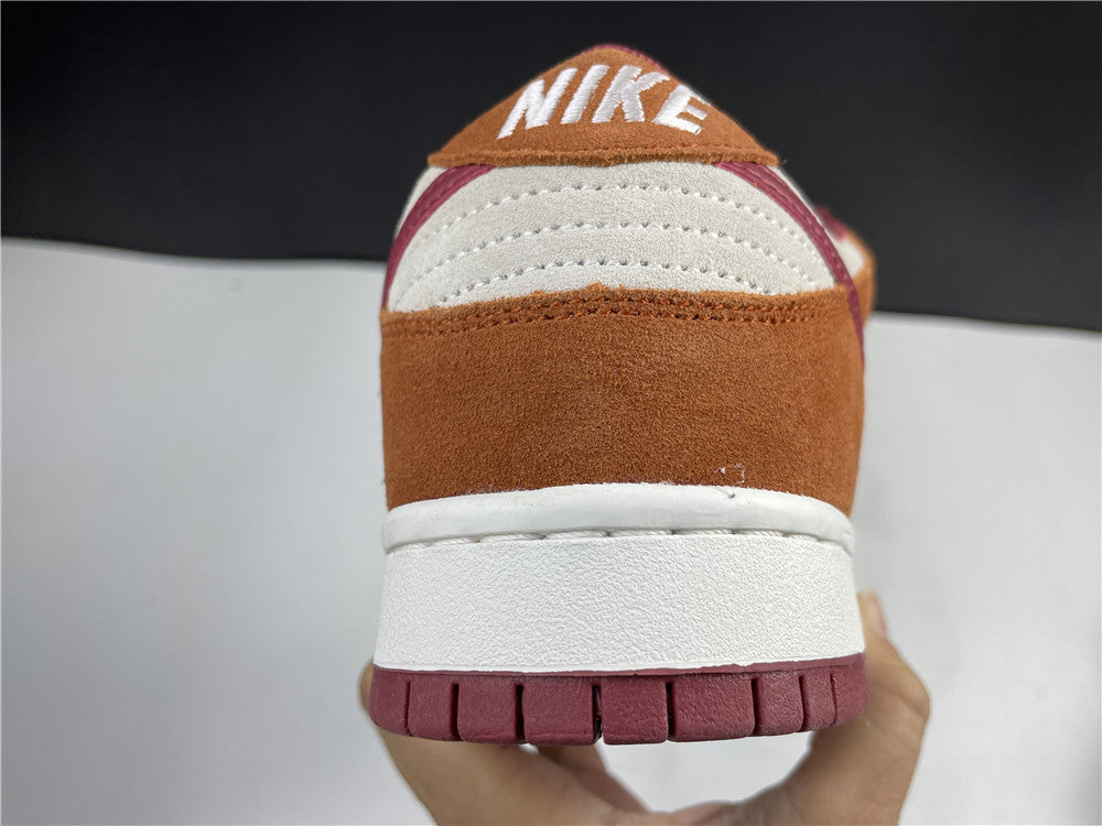 NIKE SB DUNK LOW PRO "DARK RUSSET CEDAR"