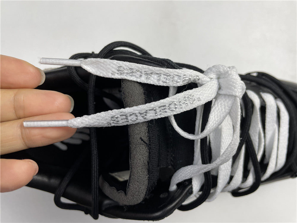 OFF-WHITE X NIKE DUNK LOW (BLACK ZIP TIE)