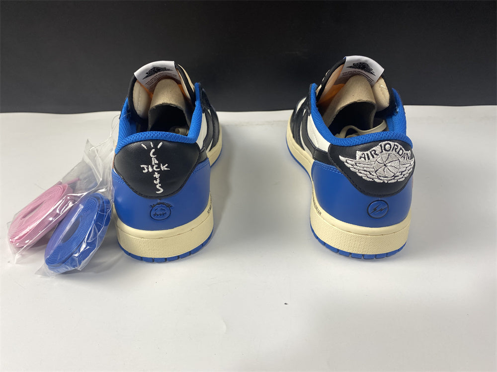 AIR JORDAN 1 LOW OG "TRAVIS SCOTT FRAGMENT"