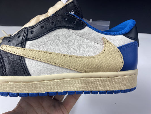 AIR JORDAN 1 LOW OG "TRAVIS SCOTT FRAGMENT"