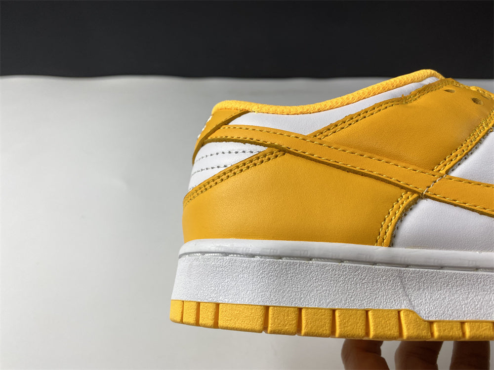 NIKE DUNK LOW "LASER ORANGE"