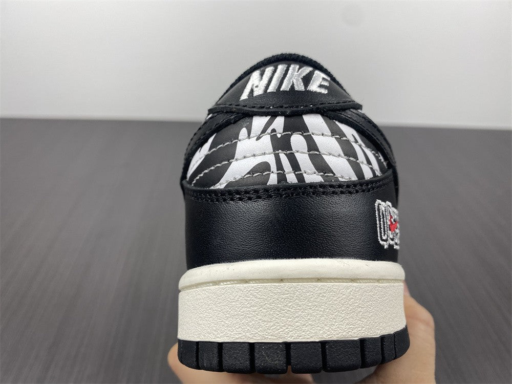 QUARTERSNACKS X NK SB DUNK