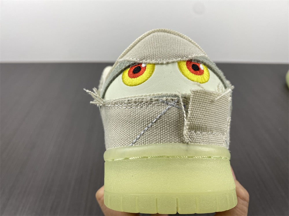 NIKE DUNK SB LOW “MUMMY”