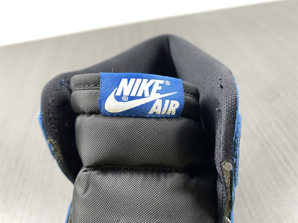 AIR JORDAN 1 HIGH OG “DARK MARINA BLUE”