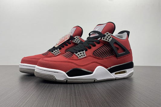 AIR JORDAN 4 RETRO "TORO BRAVO"