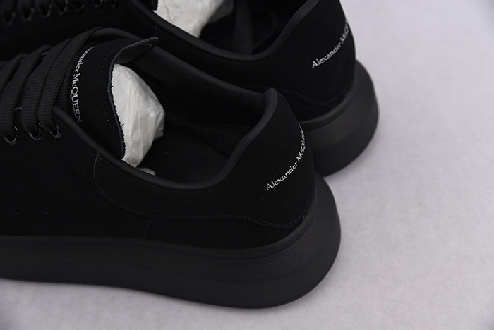 ALEXANDER MCQUEEN OVERSIZED TRIPLE BLACK