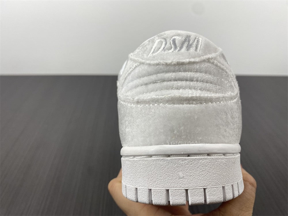 NIKE DUNK LOW “TRIPLE WHITE”