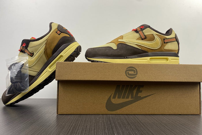 NIKE AIR MAX 1 TRAVIS SCOTT "CACTUS JACK "BAROQUE BROWN"