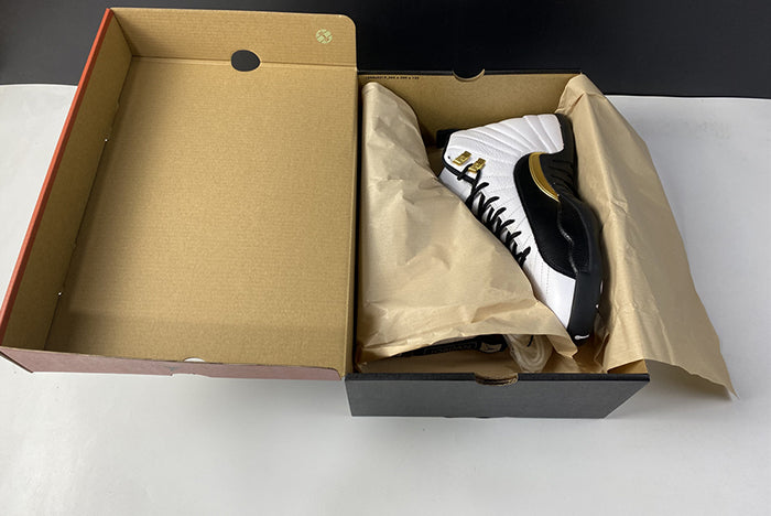 AIR JORDAN 12 RETRO "ROYALTY TAXI"
